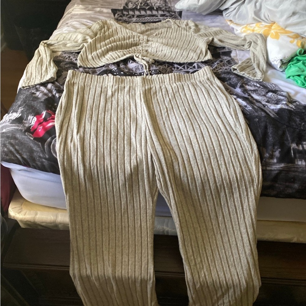 Women's Ribbed Knit Set - Cream - Picture 2 of 2